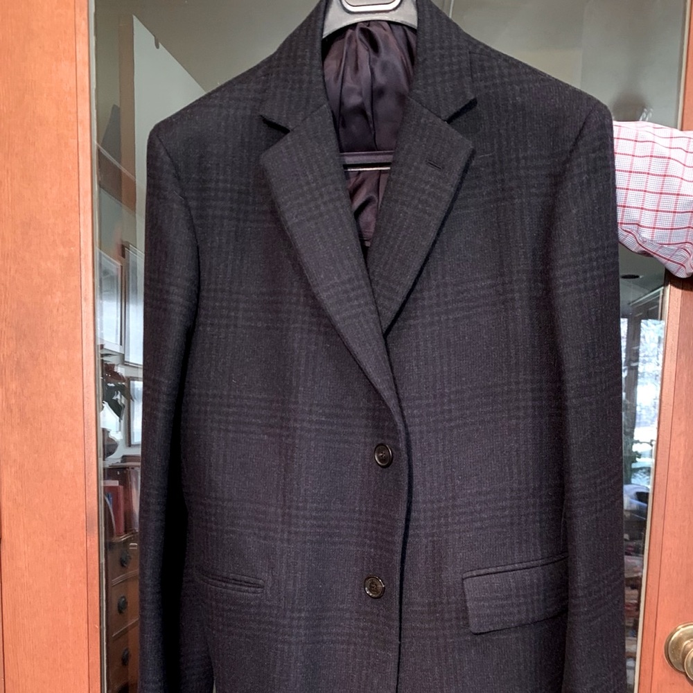 Brooks Brothers men’s black/blue plaid topcoat 46R